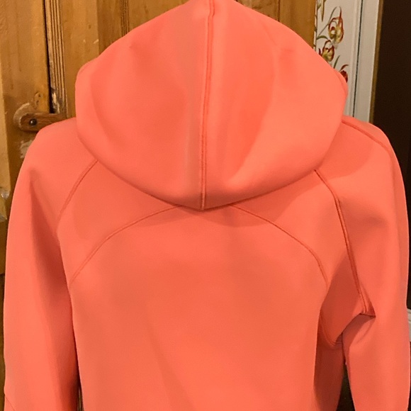 Lululemon Airwrap hoodie - Picture 8 of 13